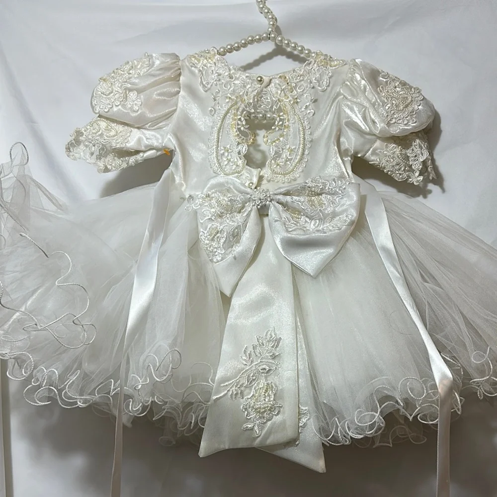 White Theater Costume with Lace and Puffy Sleeves